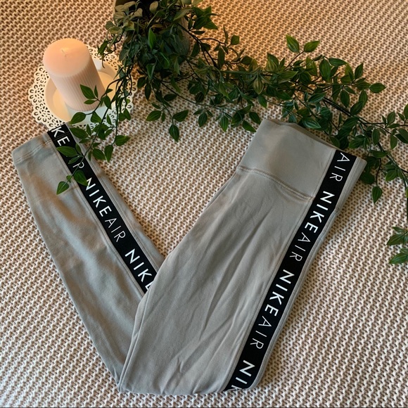 Nike Pants - Nike leggings